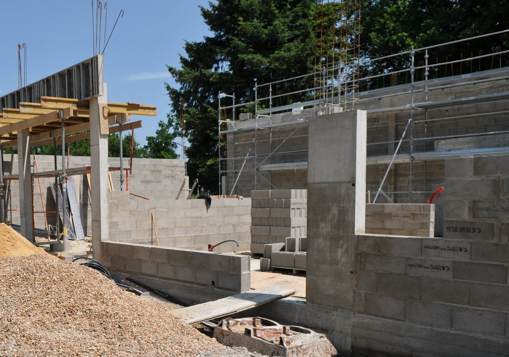 construction bâtiment industriel - élévation de murs - gros oeuvre - Loiret